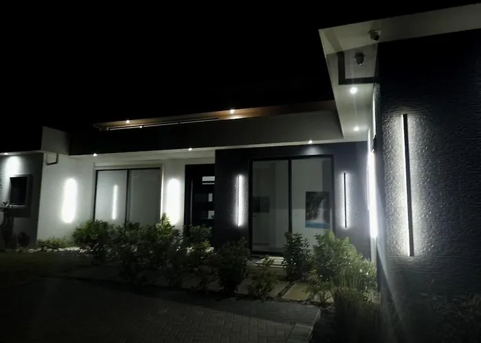 Villa El Coco Oasis Where Luxury Meets Nature! *