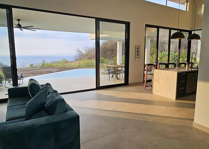 Villa El Coco Oasis Where Luxury Meets Nature! Sardinal (Guanacaste)