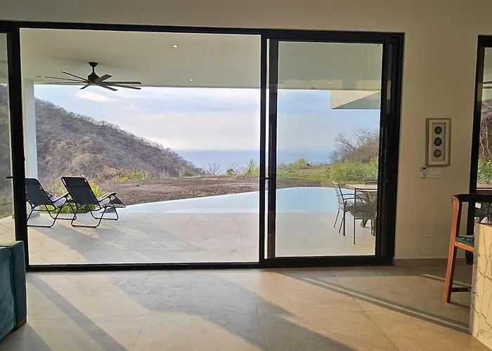 El Coco Oasis Where Luxury Meets Nature!
