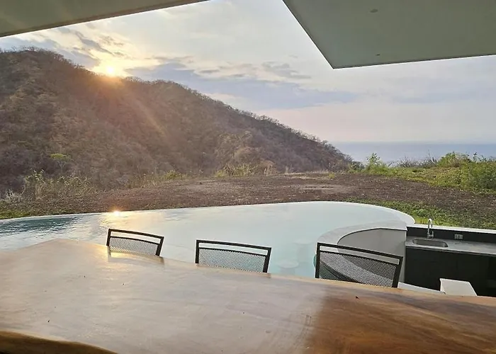 El Coco Oasis Where Luxury Meets Nature! Villa